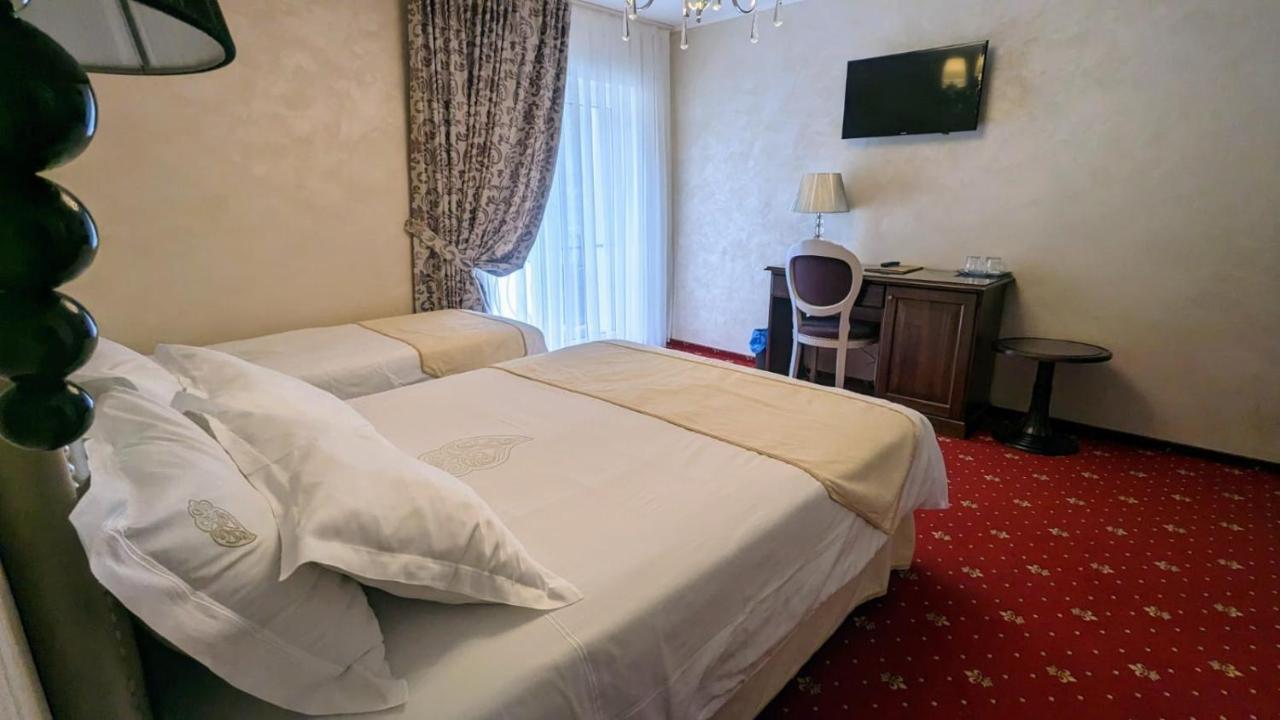 Pensiunea Perla Martiniei Nsd Екстер'єр фото